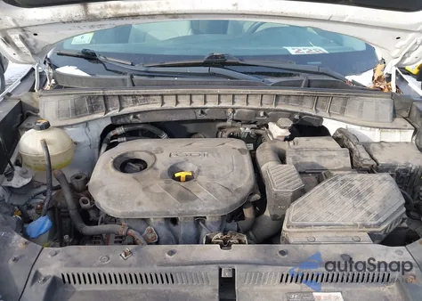 2017 Hyundai Tucson Se from USA, damaged, VIN KM8J33A41HU432708